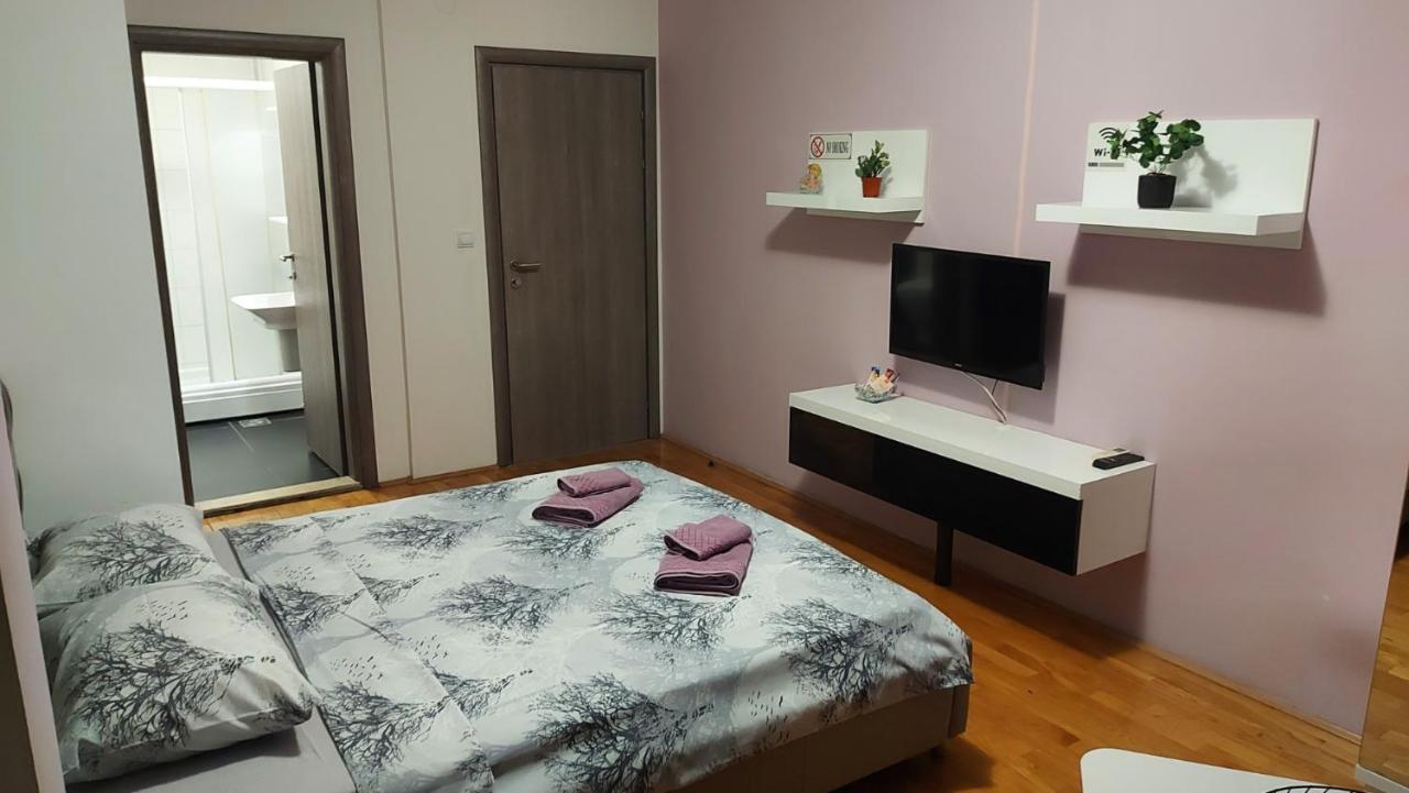 Exclusive * Skopje